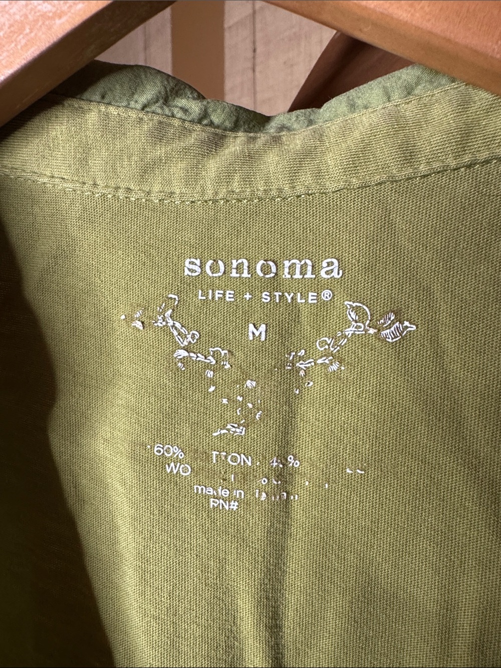 Sonoma Life + Style Olive Green Polo Top Medium Roll Tab Sleeve Pocket - Picture 3 of 8